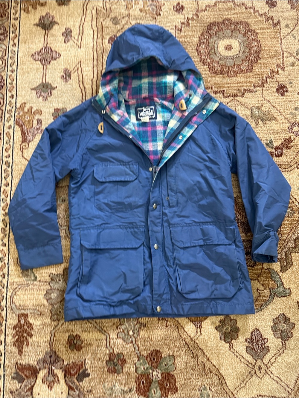 Vintage woolrich women’s plaid lined blue parka medium made in USA
